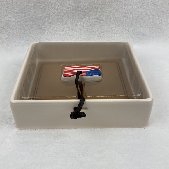 Rae Dunn Artisan Collection Americana Napkin Holder with Weight - Picture 5 of 11